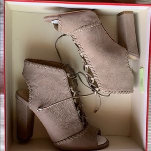 Enzo angiolini open toe tie up booties
